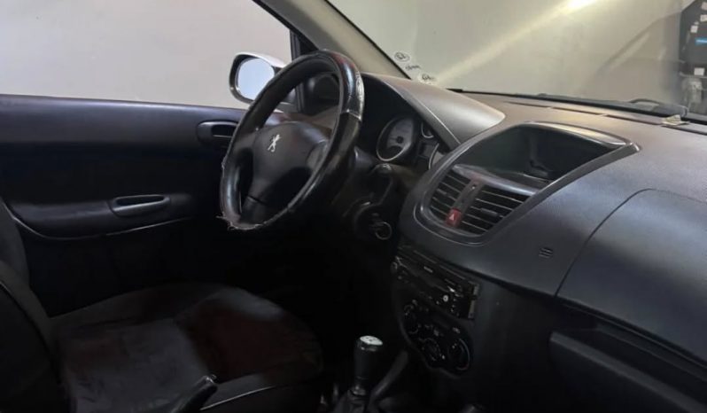 PEUGEOT SEDAN 207 PASSION XR SPORT 1.4 FLEX 2010 full