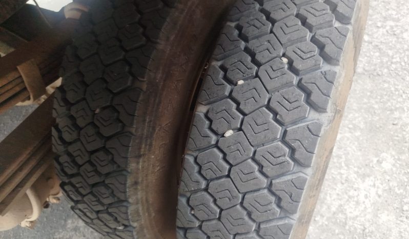 M-BENZ 710 TURBINADO  2000 full