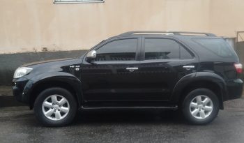 TOYOTA HILUX SW4 SRV 4.0 4X4 GASOLINA AT 2010 7 LUGARES full