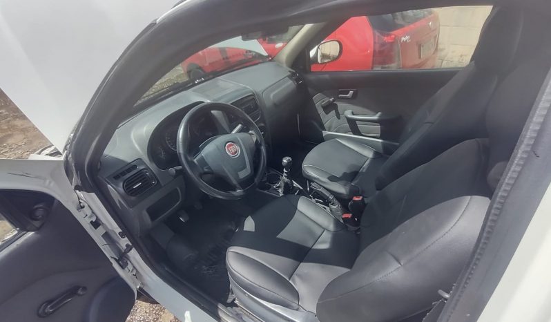 FIAT STRADA CS 1.4 FLEX 2013 full