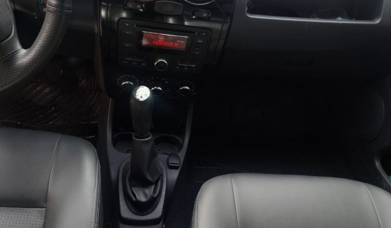 RENAULT SANDERO STEPWAY 1.6 FLEX 16V 2012 full