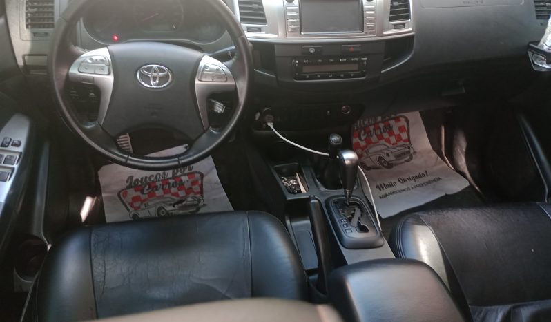 TOYOTA HILUX SRV CD 3.0 4X4TB DIESEL AT 2014 full