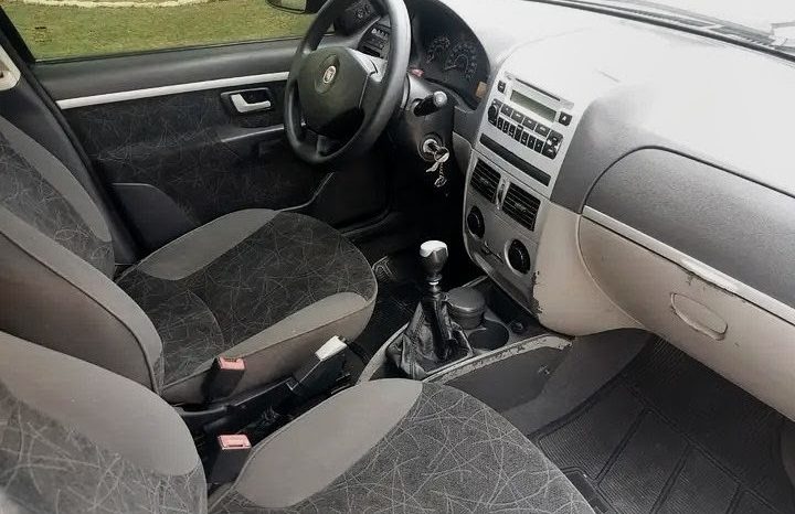 FIAT PALIO ELX 1.4 FLEX 2010 full