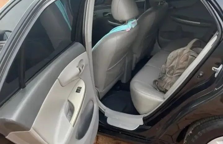 TOYOTA COROLLA XEI 1.8 FLEX MANUAL 2010 full
