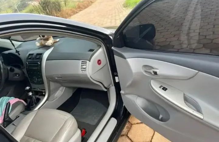 TOYOTA COROLLA XEI 1.8 FLEX MANUAL 2010 full