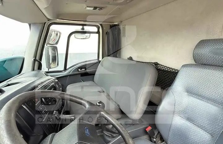 FORD CARGO 1319 2013 full