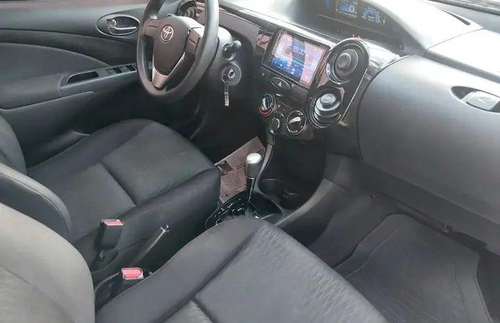 TOYOTA ETIOS X 1.3 FLEX AT 2018 full