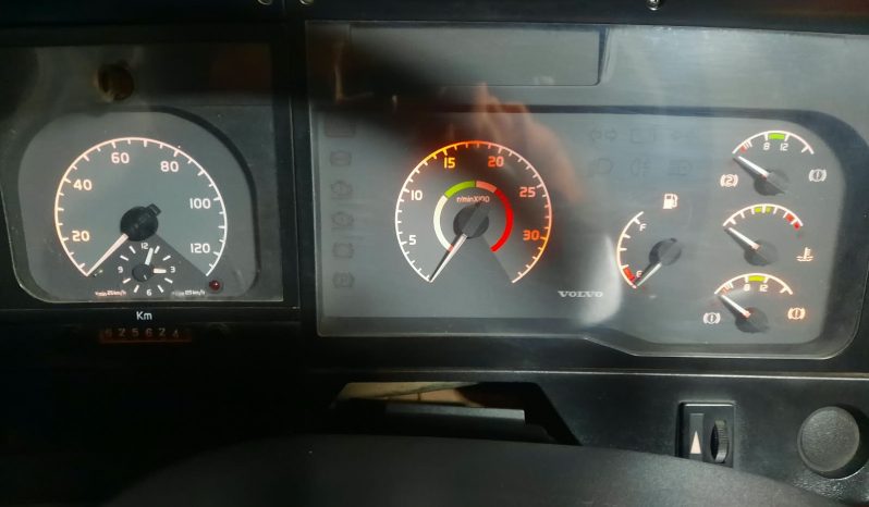 VOLVO VM 260 6X2 2011 full