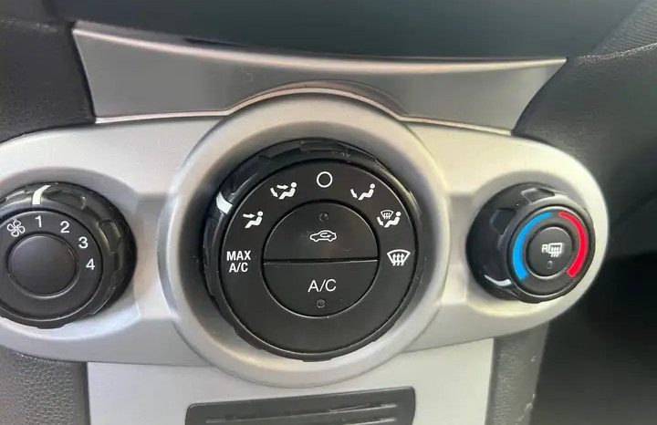 FORD NEW FIESTA 1.5 FLEX 2015 full