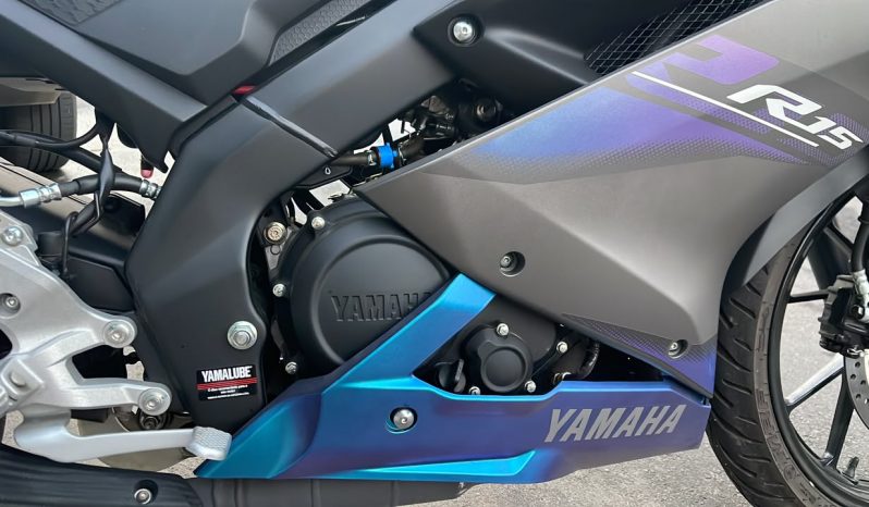 YAMAHA R-15 155 CC 2025 full