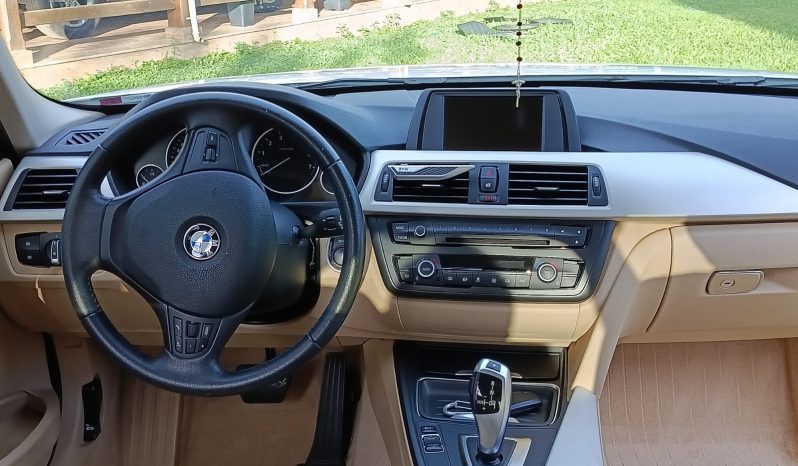 BMW 316I 1.6 AT 2015 full
