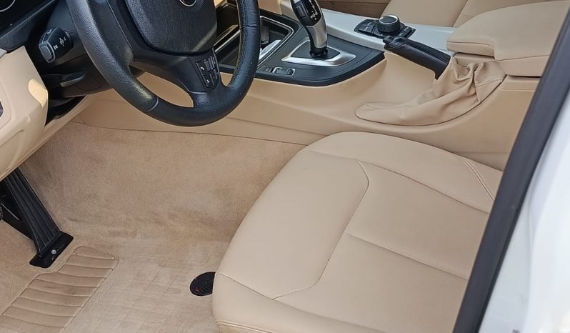 BMW 316I 1.6 AT 2015 full